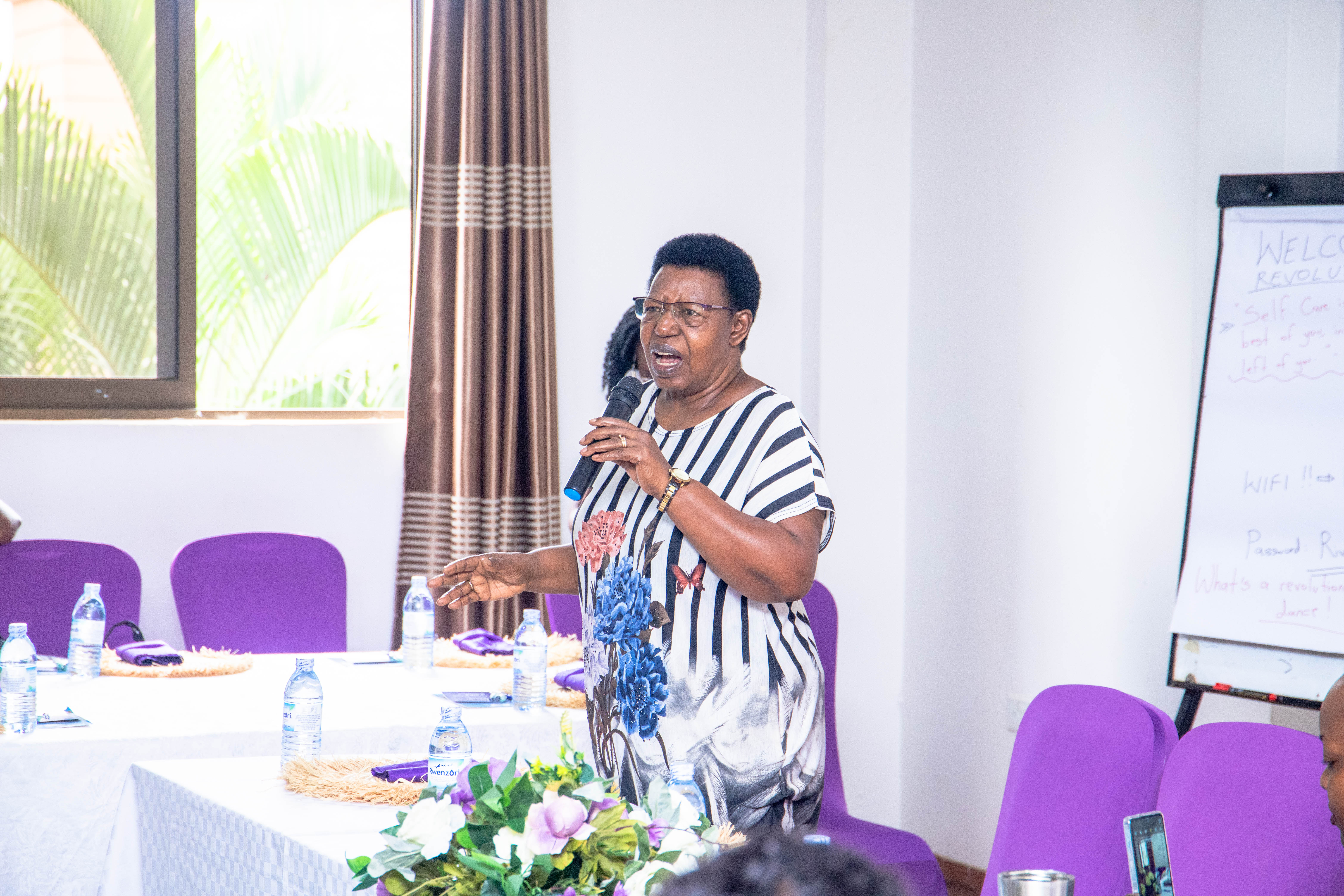 FIDA members gathered for a leadership conversation